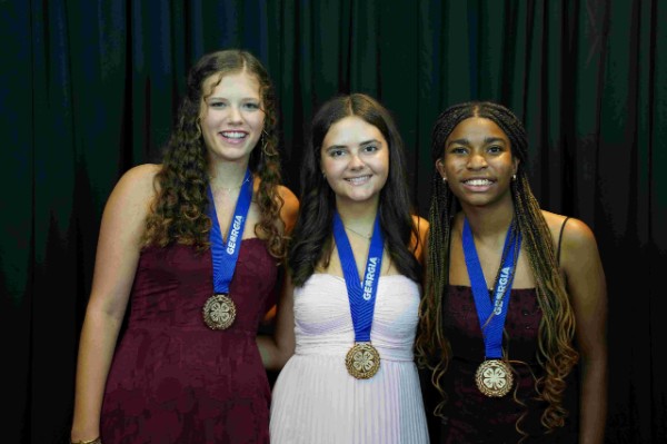 ACC Senior 4-H'ers at State Congress